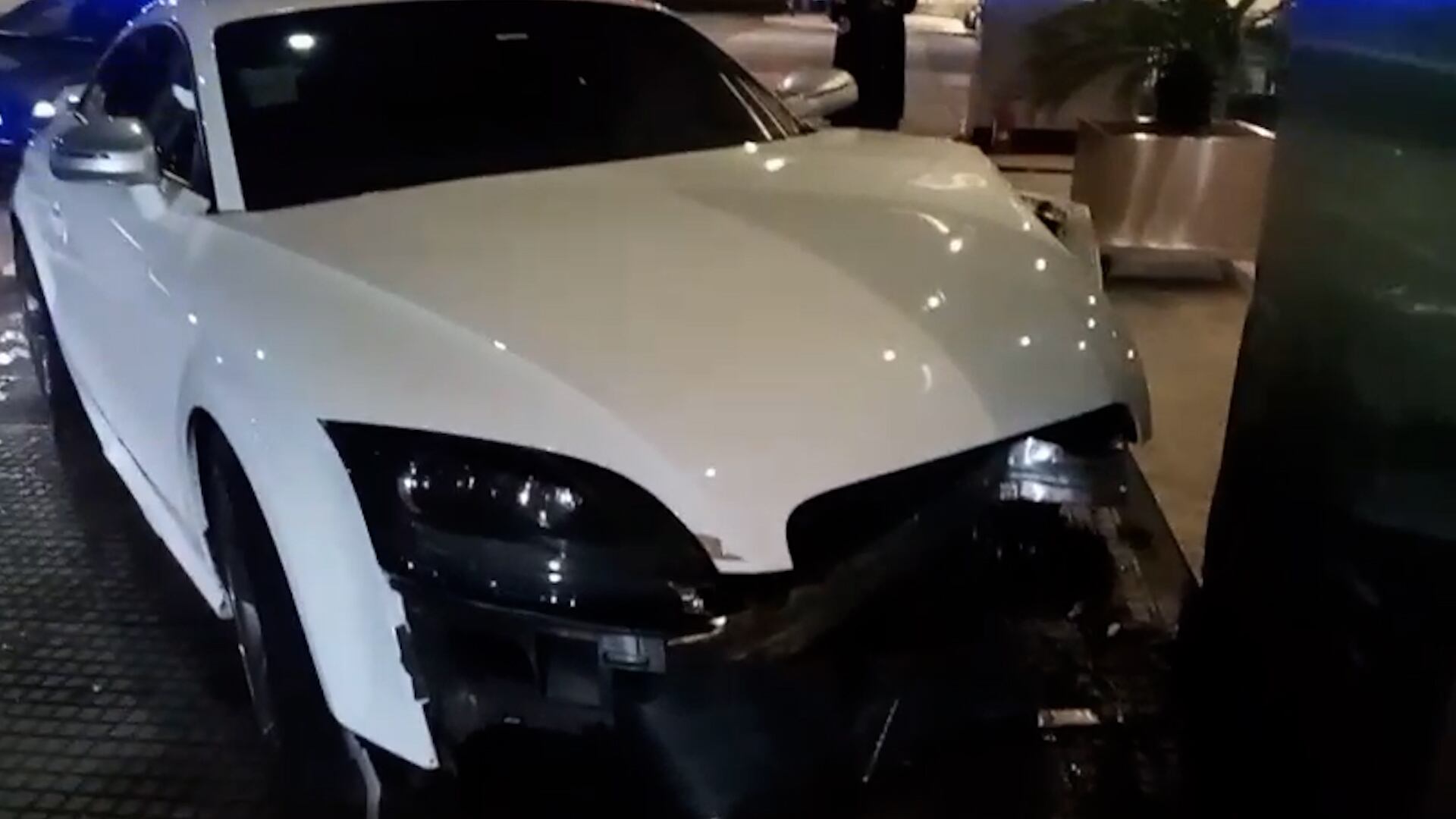 En el auto iban dos jóvenes, de 20 y 28 años