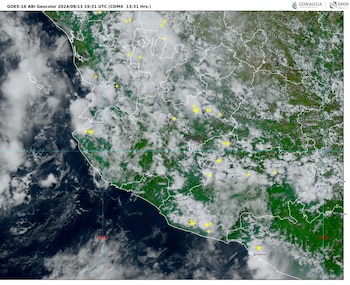Imagen 2: GOES-16 ABI, GEOCOLOR 13:31 h (hora local).