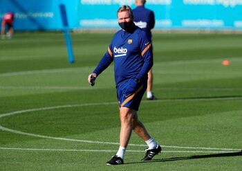Ronald Koeman, flamante entrenador del