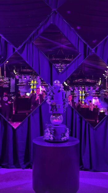 La espectacular torta negra con