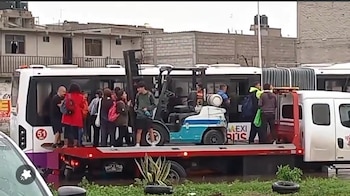 Usuarios fueron desalojados de Mexibús