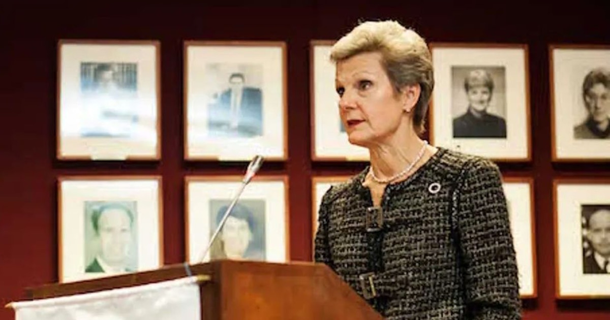 Jueza de EEUU suspende investigación de activos de YPF en disputa por expropiación