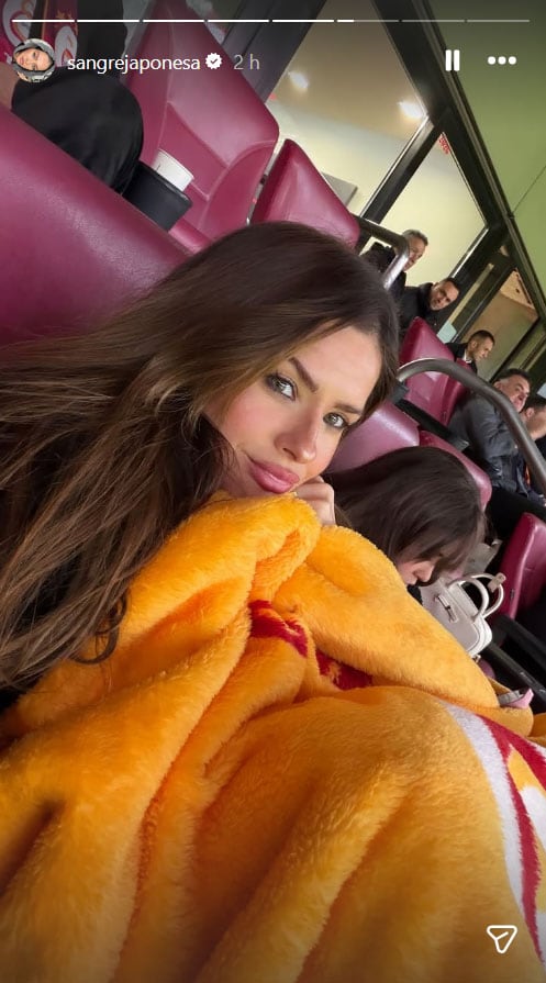Las imágenes de la familia de la China Suárez en el estadio destacaron el ambiente familiar en medio de la intensidad de la hinchada del Galatasaray