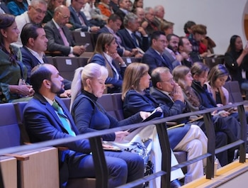 La Corte Constitucional ordena al Gobierno devolver los impuestos recaudados por incremento a licor, cigarrillos y juegos de azar en Colombia - crédito @FNDCol / X