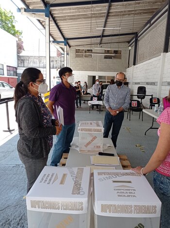 Simulacro de la mesa de