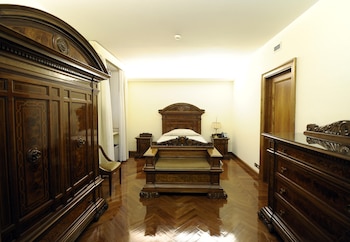 Una de las habitaciones de