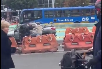 El intento de hurto quedó captado en video - crédito @ColombiaOscura_/x