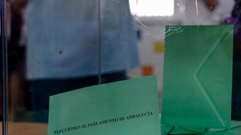 La JEA regula la acreditación de firmas para la presentación de candidaturas de agrupaciones de electores