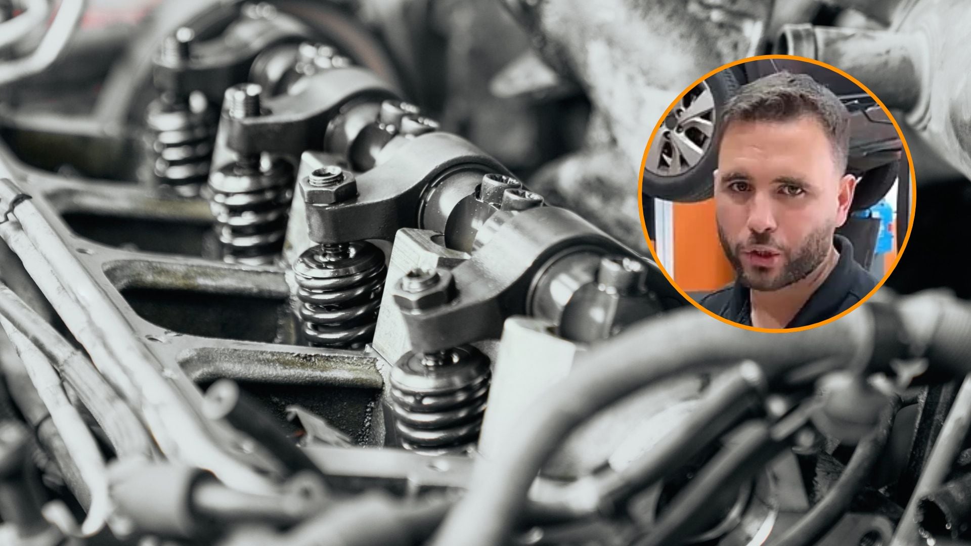 Juan José Ebenezer, mecánico, sobre el mantenimiento de los coches: “Esto es asqueroso, pero a veces toca” (Montaje Infobae)