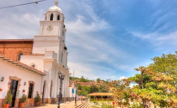 Los Santos, Santander - crédito