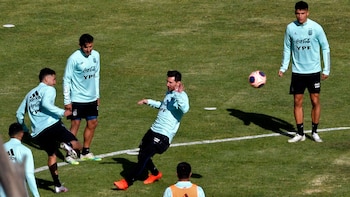 Messi, durante el rondo de