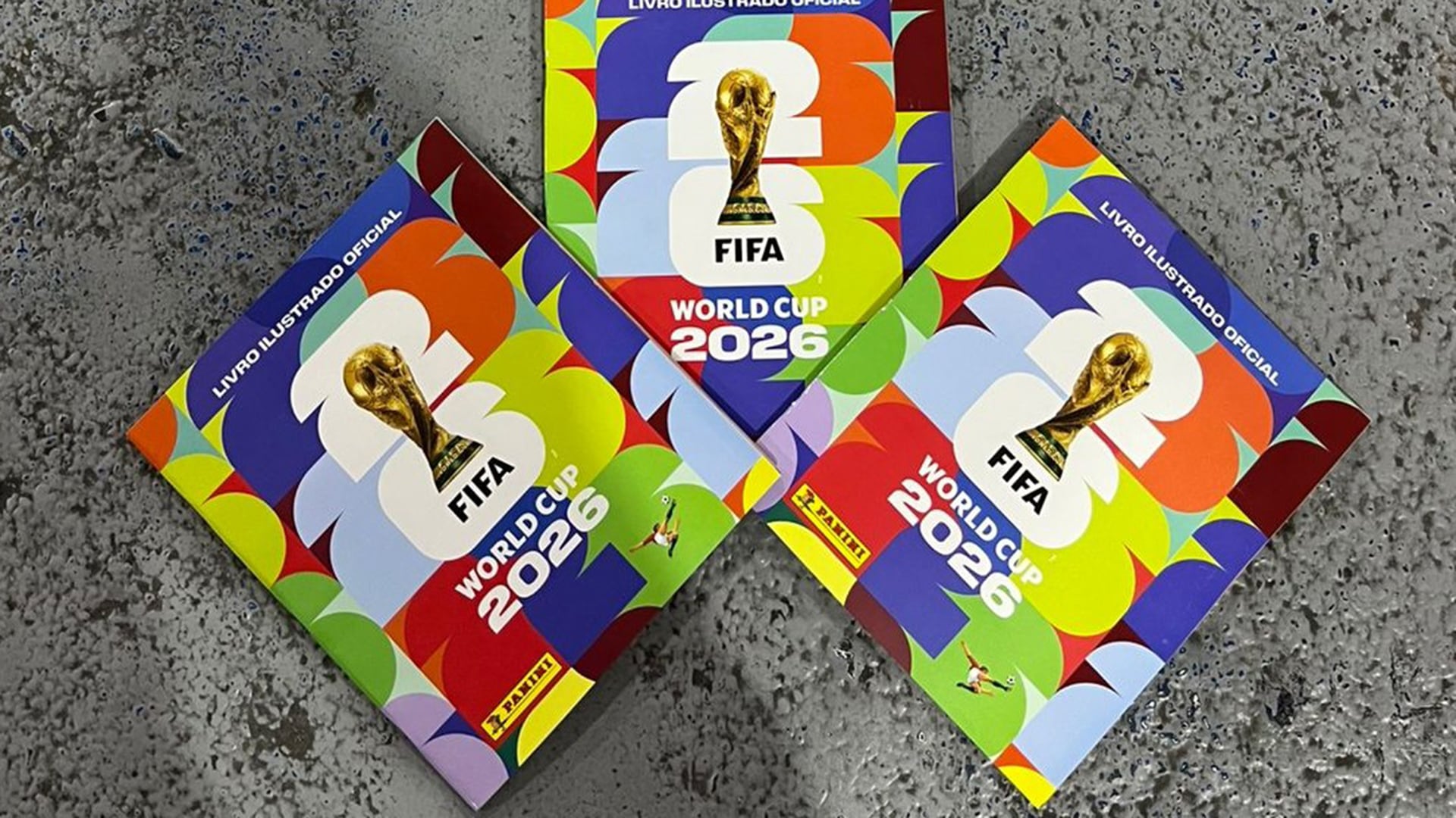 Álbumes brasileños incautados por la PFA