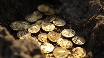 Un camión se volcó y