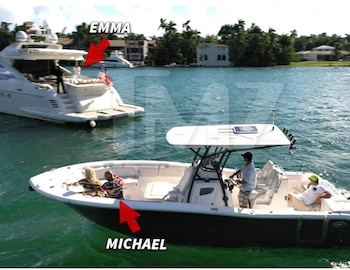 Emma Coronel captada en Miami