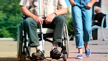 Qué es la hemiplejia: causas,