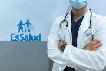 A través de la página