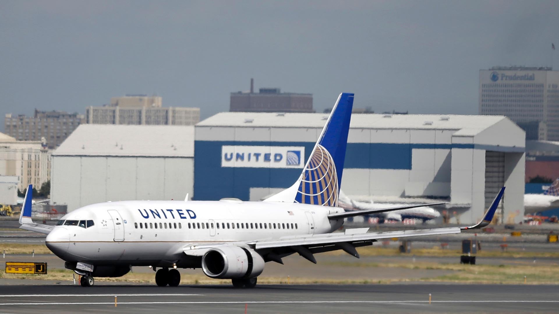Los vuelos directos de United Airlines entre Natchez y Houston conectan a la ciudad con más de 200 destinos nacionales e internacionales a través de uno de los principales hubs de Estados Unidos (AP)