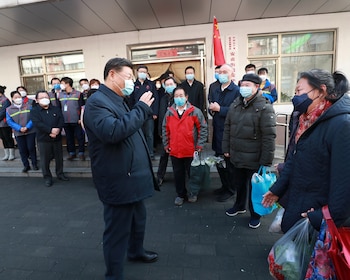 Xi Jinping reunido con vecinos