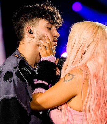 El bailarín que acompaña a