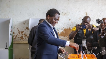 Hakainde Michilema es reelegido presidente de Zambia con más del 60% de los votos