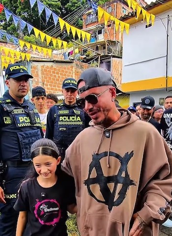 El gesto solidario de J Balvin que conmovió a una niña risaraldense - crédito @camilocifuentes962/IG