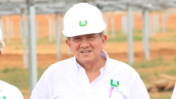 Renunció presidente encargado de la