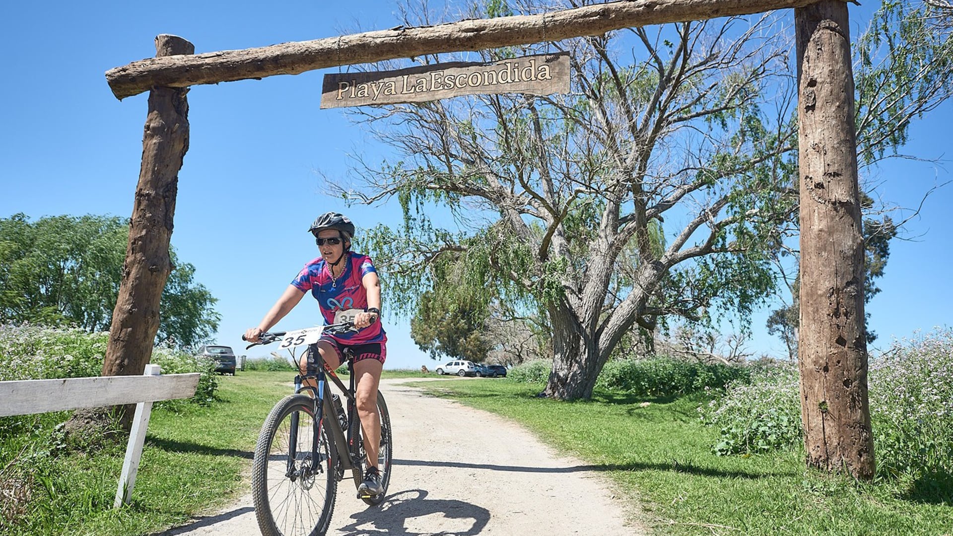 El Sendero de Interpretación Arroyo Villoldo ofrece un recorrido de hasta 6.000 metros entre vegetación nativa (@puntaindiodelanaturaleza)