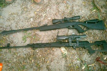 Tanto en Gaza como en El Líbano, los combatientes de Hamas y Hezbollah tenían gran cantidad de armamento para continuar con sus ofensivas contra Israel (UNIDAD DE PORTAVOZ DE LAS FDI)