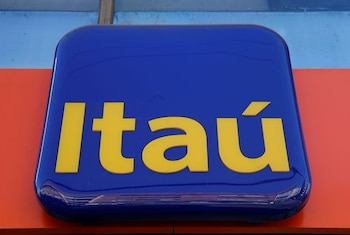 Más de 250.000 clientes de banca personas de Itaú empezarán a operar en Banco de Bogotá desde el 2 de agosto tras la autorización de la Superintendencia Financiera de Colombia - crédito Rodrigo Garrido/Reuters