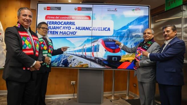 MTC firmó contrato de concesión del tren Macho. (Foto: MTC)