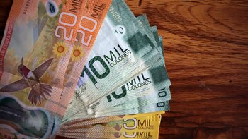 167 mil funcionarios públicos costarricenses