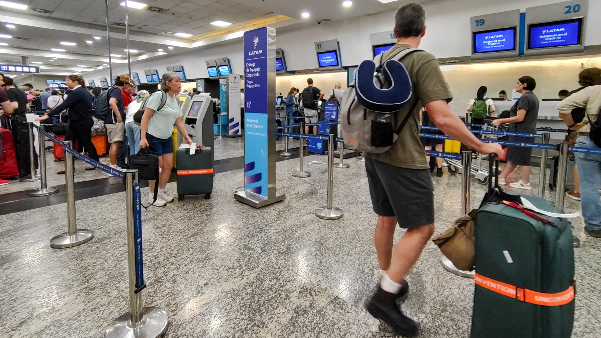 La tormenta afectó a miles de personas en vísperas de las Fiestas y provocó demoras generalizadas en los vuelos de la Ciudad de Buenos Aires (Adrián Escandar)