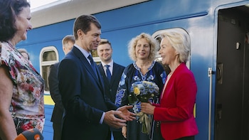 Ucrania condecora a Von der Leyen con la primera Orden de Europa por su apoyo a Kiev