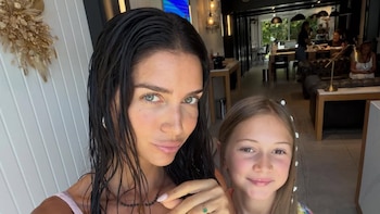 Zaira Nara celebró los 10 años de su hija Malaika con un mensaje especial: la foto familiar con Jakob Von Plessen
