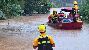 Costa Rica enfrenta horas críticas por las lluvias: 73 cantones están bajo alerta y viene otra onda tropical