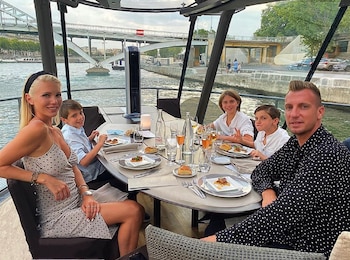 Maxi López y su novia