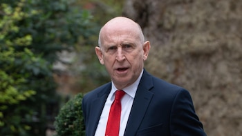 Reino Unido denuncia una supuesta "operación encubierta" de submarinos rusos en sus aguas