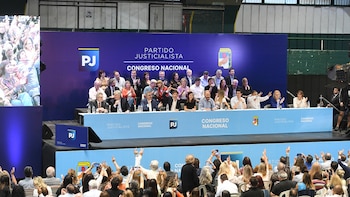 Congreso Nacional del PJ en el estadio de Ferro