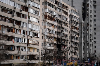 Rusia bombardea Ucrania.