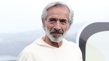 Imanol Arias cumple 70 años, recién casado y a punto de ser abuelo por primera vez: el lado más íntimo del actor de ‘Cuéntame’, enamorado de su cuarta esposa