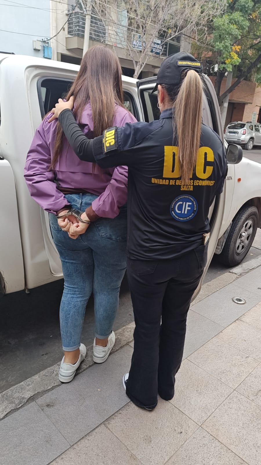 La empleada administrativa ingresaba certificados y generaba recibos por servicios nunca realizados, según la investigación judicial