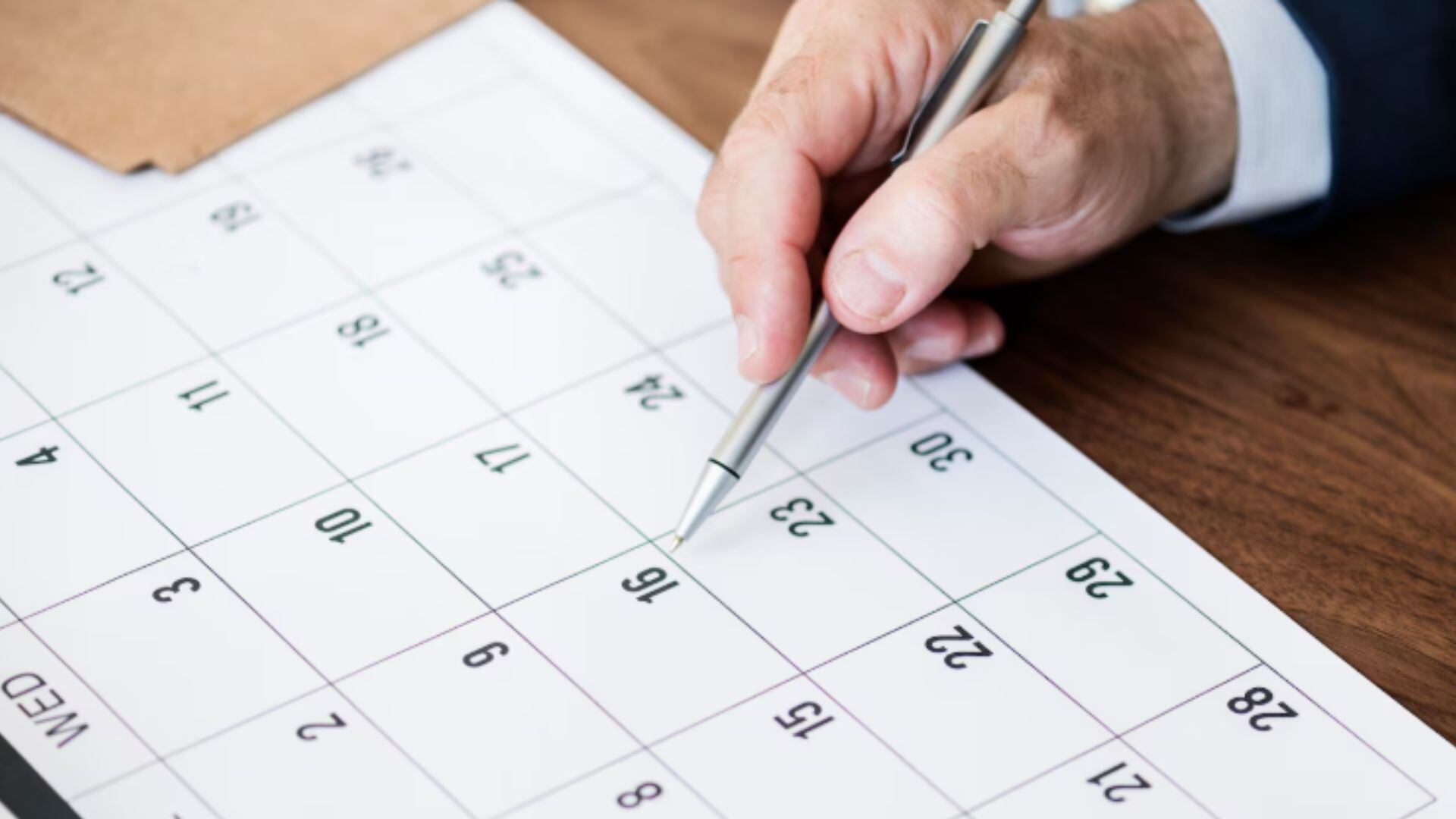 El calendario oficial de 2025 contempla nuevos fines de semana largos habilitados por decreto