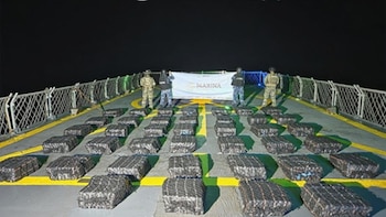 Detuvieron a seis personas con más de una tonelada de cocaína cerca de Acapulco, Guerrero