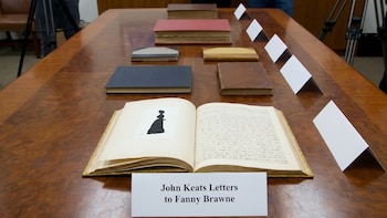 Cómo una venta fallida en Manhattan resolvió un robo de libros de casi 40 años