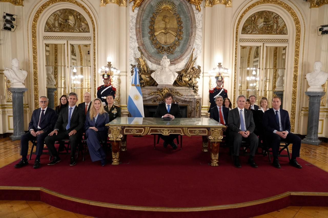 Javier Milei anunció en cadena nacional que enviará al Congreso proyectos sobre las Islas Malvinas para proteger la soberanía argentina