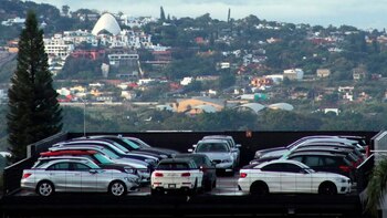 Robaban coches de marcas como