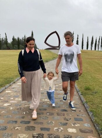 En familia: Mike Amigorena junto