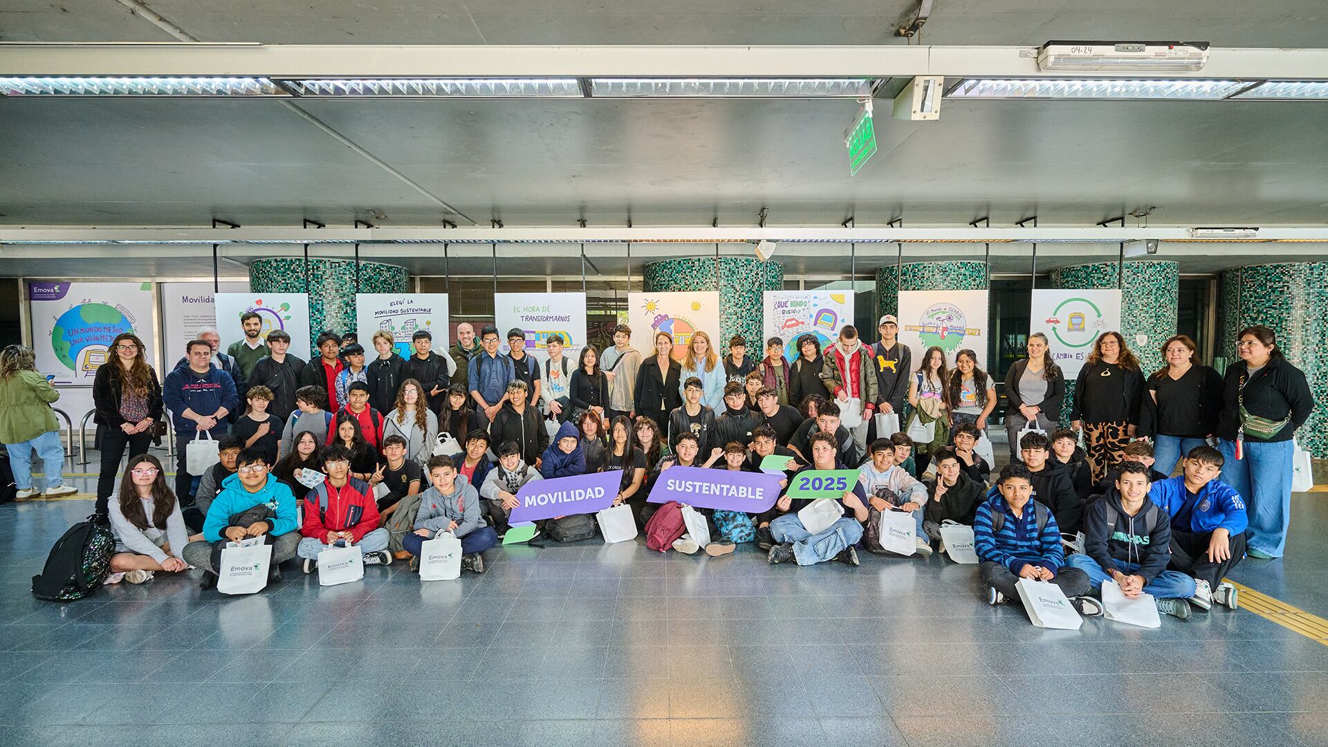 Alumnos porteños participaron de la segunda campaña de movilidad sustentable en el Subte