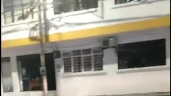 Reportan un policía herido tras