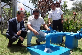 La inauguración de un nuevo sistema de agua potable en Quesera Abajo, Ilobasco, dio acceso directo al recurso a las familias de Cantón Los Llanitos. (Foto cortesía Embajada del Japón en El Salvador)